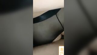 【麻花免费视频】浙江金华99年巨乳姐弟乱伦，清晨给熟睡的弟弟口交无套内射