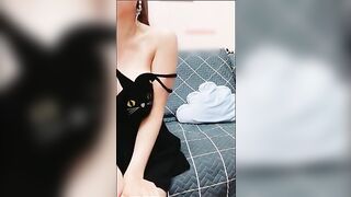 美女主播萌妍妍剧情演绎下班忘带钥匙故意勾引邻居沙发上啪