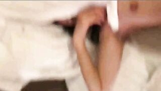 度娘精品流出某学院艺术系性感美臀大学美女和鸡鸡又长又大的帅学长酒店啪啪,妹子水白,鲍鱼美