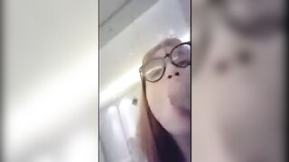 的制服诱惑，强插1米74丰满漂亮的90后巨乳嫩B