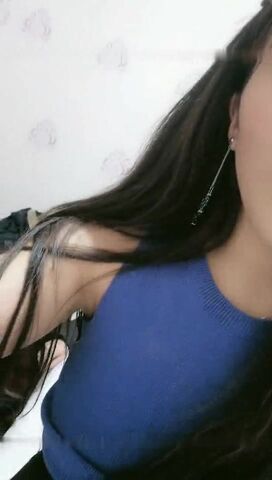 會所饑渴技師小姐姐星級酒店開房現場直播微信再約之前搭訕認識到的大學生小鮮肉 互舔愛撫纏綿嘗試各種體位幹得直叫求饒 國語對白