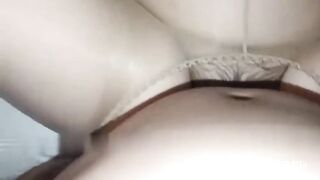 骚少妇打麻将输了没钱拿肉偿先舔鸡巴然后跪在桌前让我后入爆草