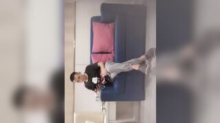 小瑜寻欢记约了个丰满身材坦克妹子，按头插嘴上位骑坐抽插翘屁股后入，呻吟娇喘非常诱人