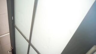 TP寝室三个妹子洗澡一网打尽